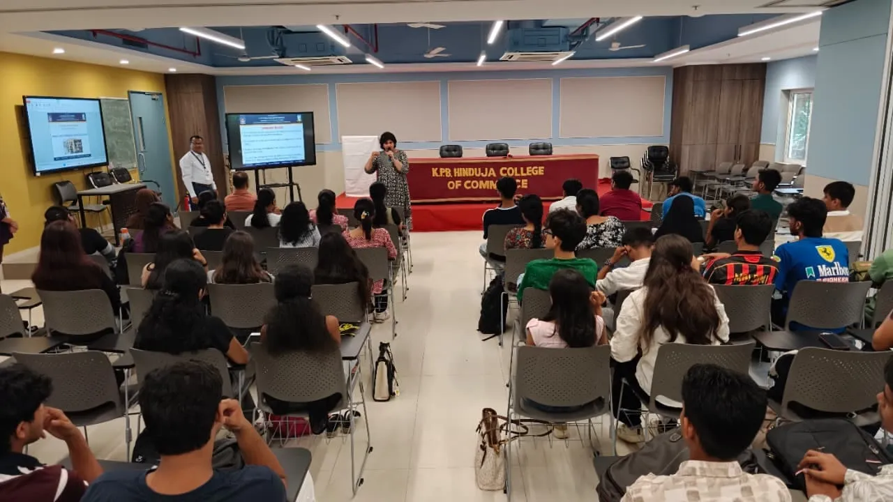 Library Orientation to First Year Students — photo 3